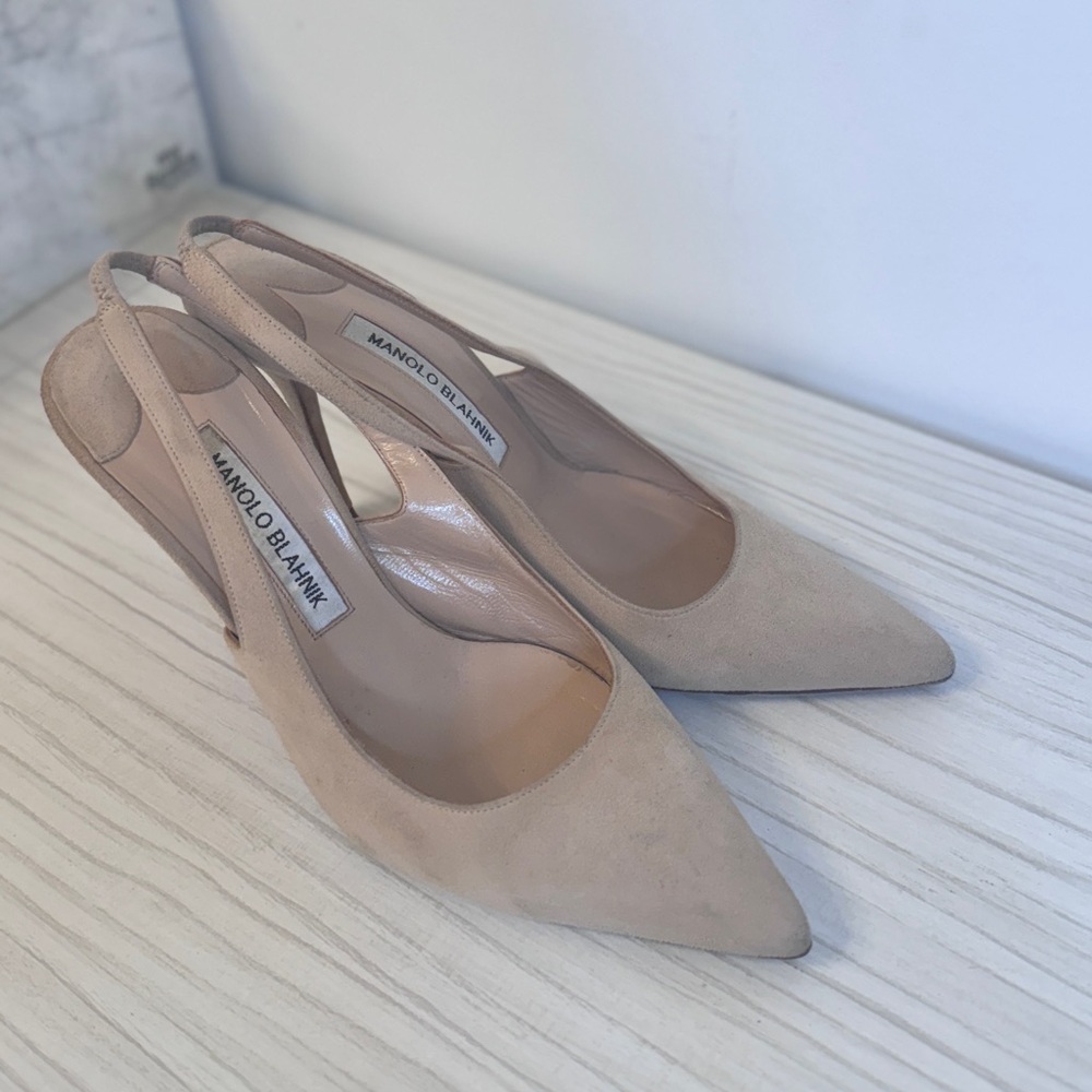 manolo Beige Pointed Toe Slingback Pumps